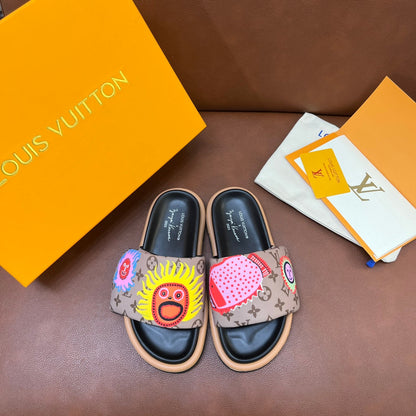 LV Latest Embossed Slippers