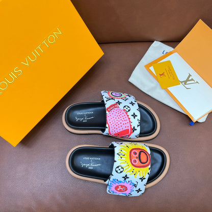 LV Latest Embossed Slippers