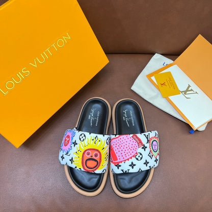 LV Latest Embossed Slippers