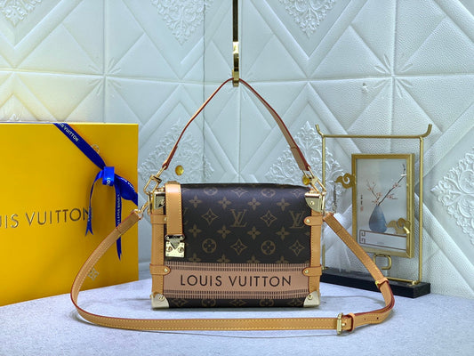 LV Side Trunk Monogram