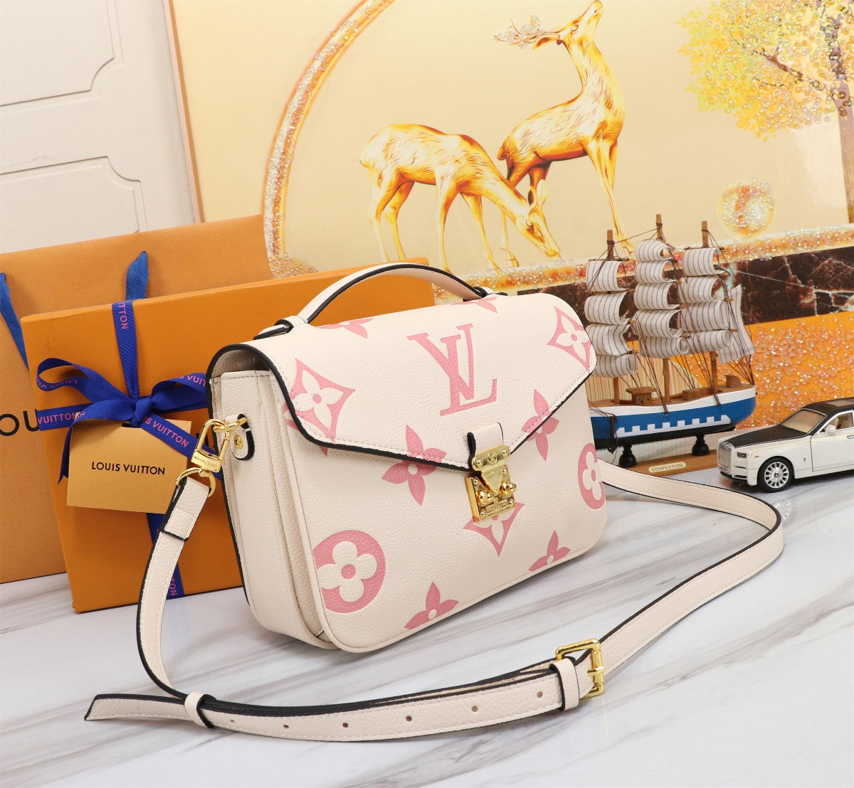 LV Pochette Metis Bag