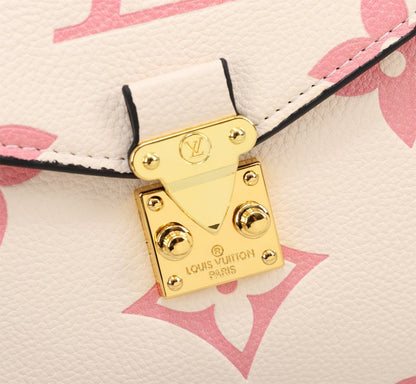 LV Pochette Metis Bag