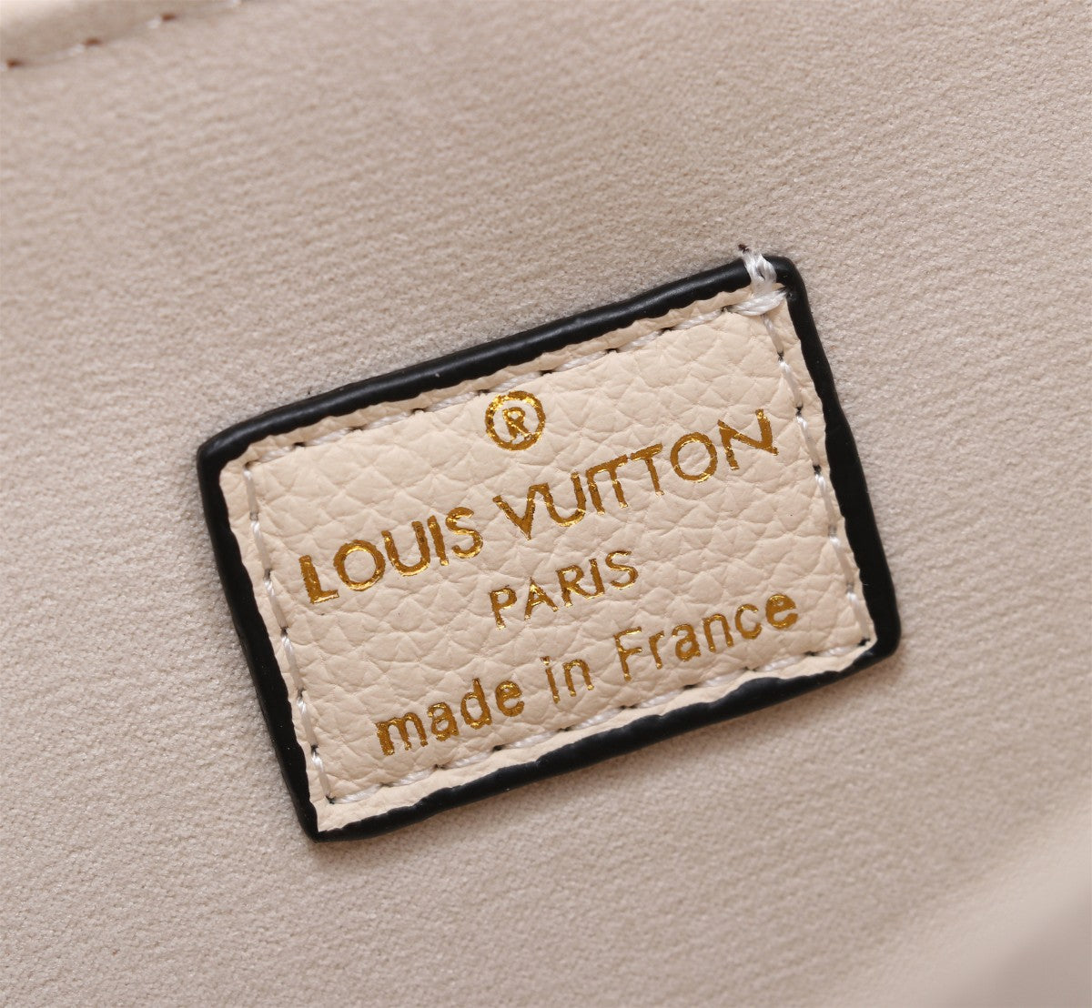 LV Pochette Metis Bag