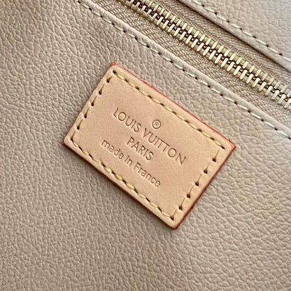 LV Presbyopic Cosmetic Bag
