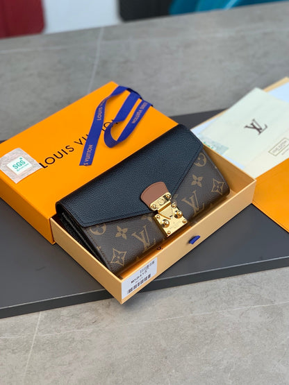 LV Versatile Pallas Wallet