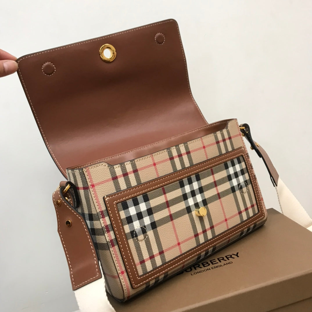 Burberry Note Bag