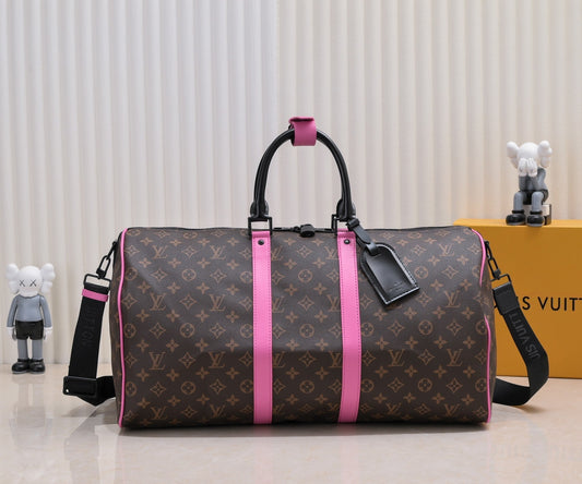 LV Classic Keepall Bandoulière Travel Bag