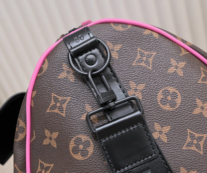 LV Classic Keepall Bandoulière Travel Bag