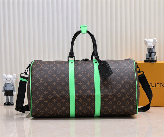 LV Classic Keepall Bandoulière Travel Bag
