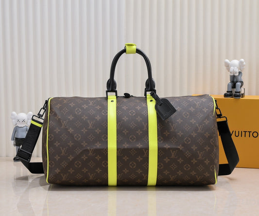 LV Classic Keepall Bandoulière Travel Bag