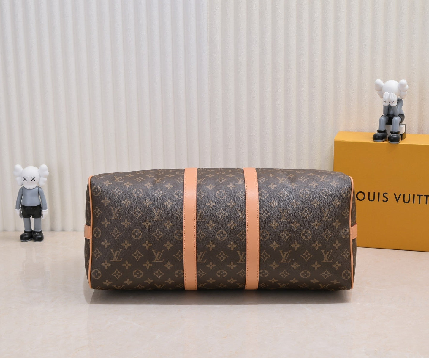 LV Classic Keepall Bandoulière Travel Bag