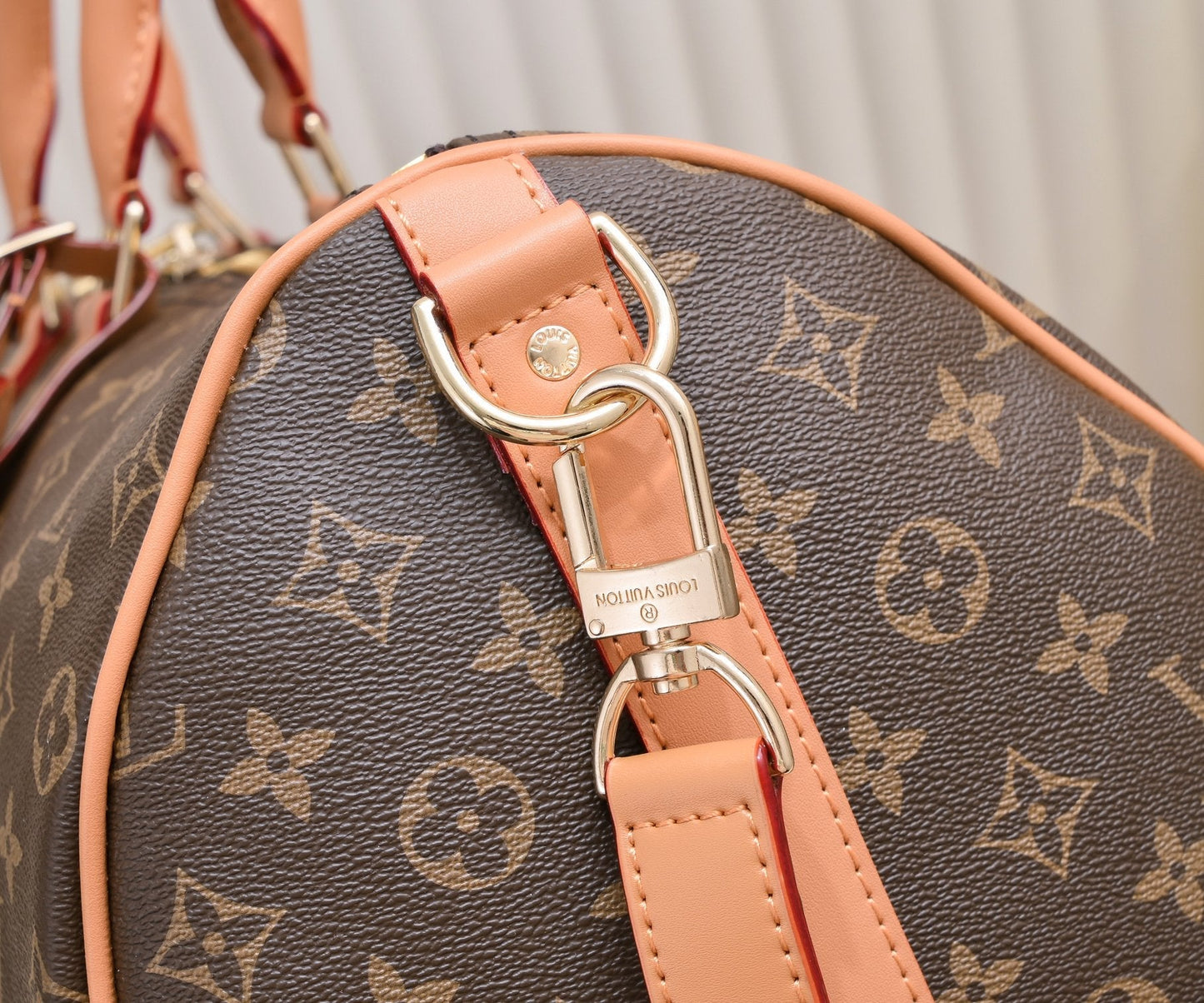 LV Classic Keepall Bandoulière Travel Bag