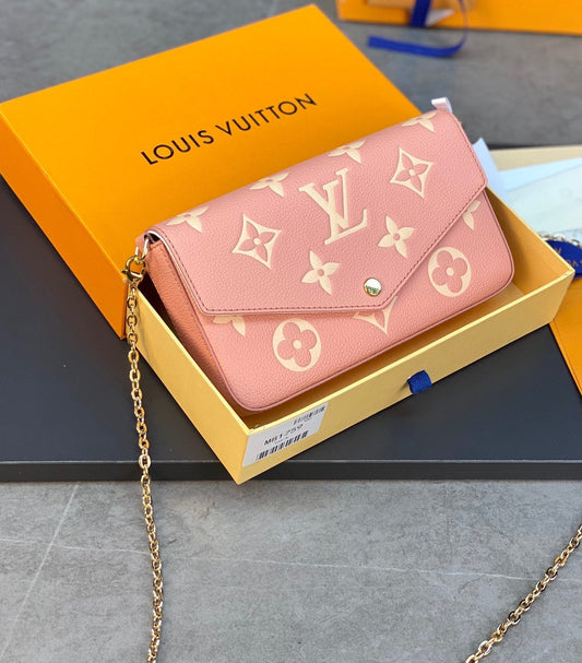 LV FÉLICIE POCHETTE Chain Bag