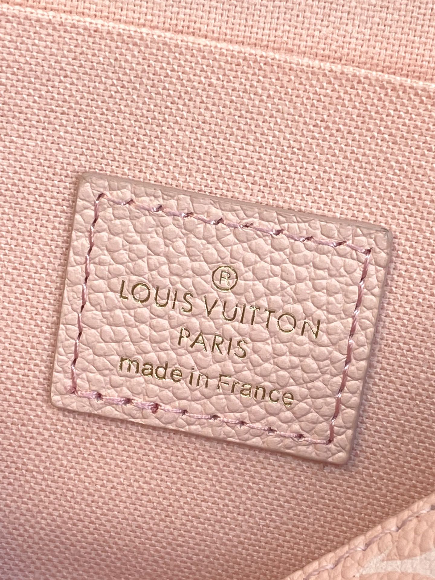 LV FÉLICIE POCHETTE Chain Bag