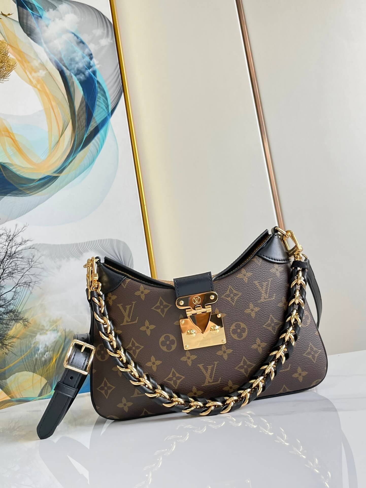 LV TWINNY Presbyopia Chain Crossbody Bag