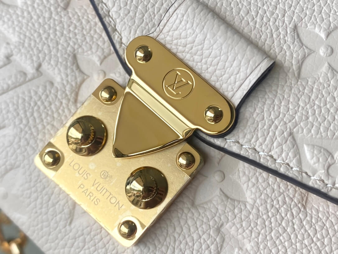 LV Pochette Metis East West Handbag