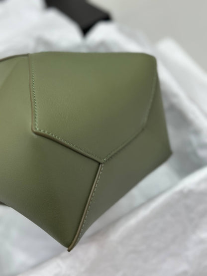 Loewe Puzzle Fold Bag in Green