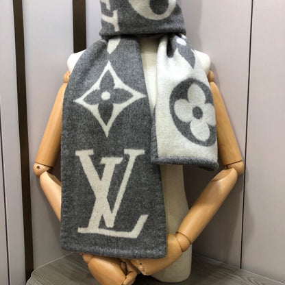 LV Autumn and Winter Scarf