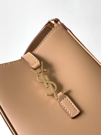 YSL Le 5 À 7 Mini Bag