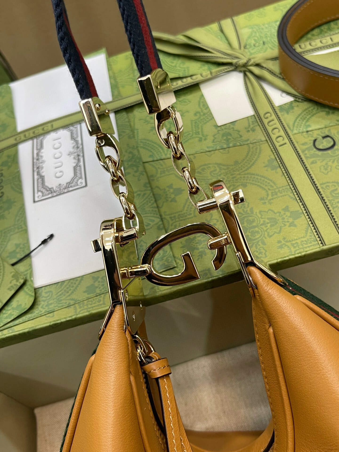 Gucci Women's Attache Medium Shoulder Bag
