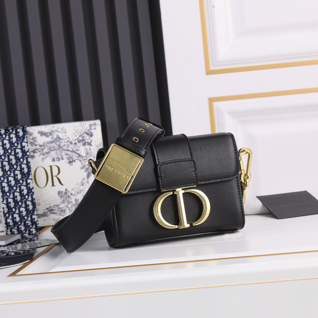 Dior 30 Montaigne Mini Bag