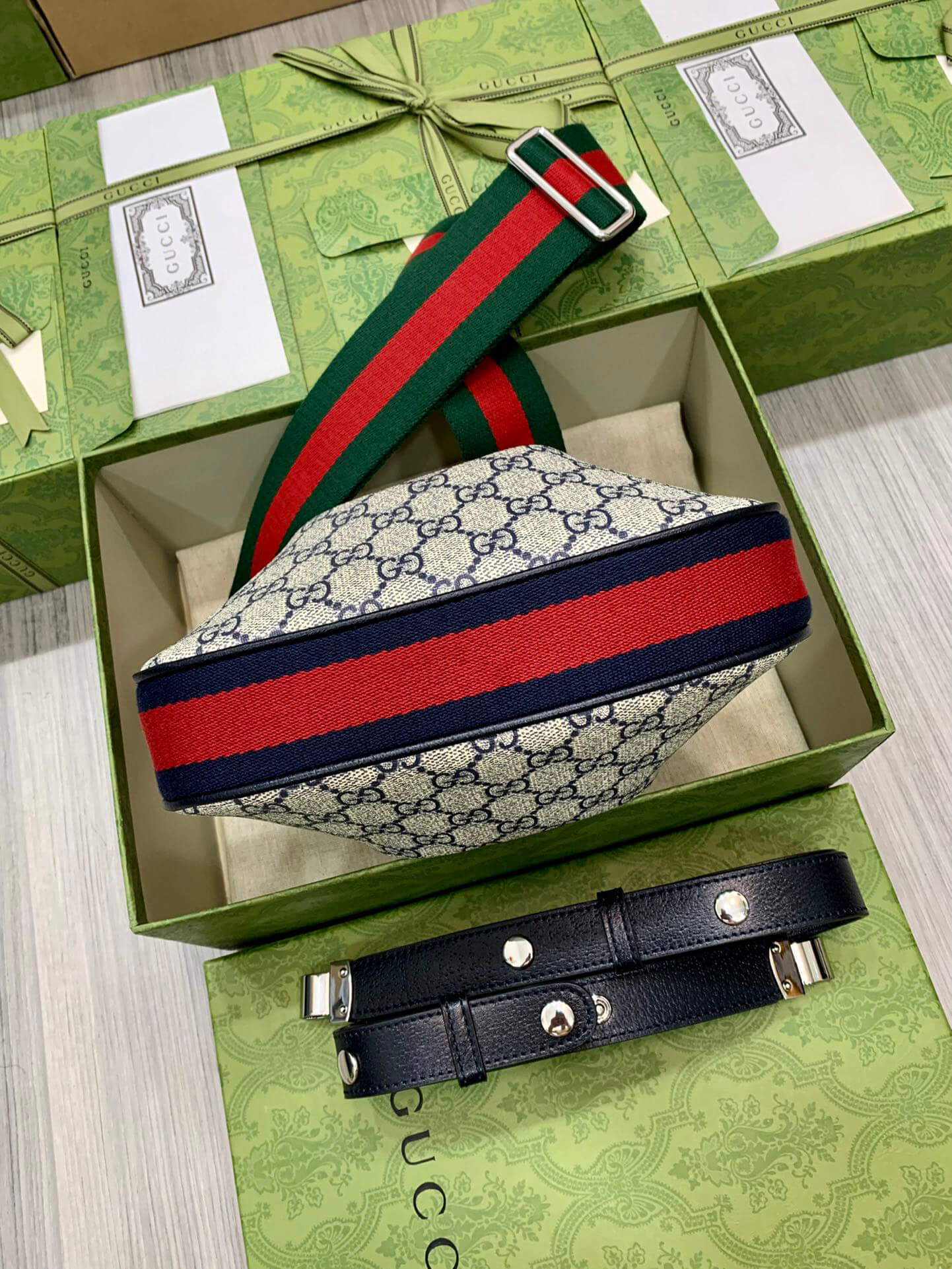 Gucci Women's Attache Medium Shoulder Bag