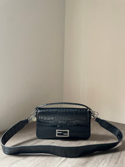 Fendi Baguette continental Neon Bag