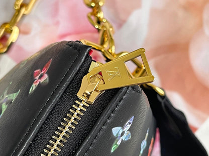 LV Coussin Monogram Bag