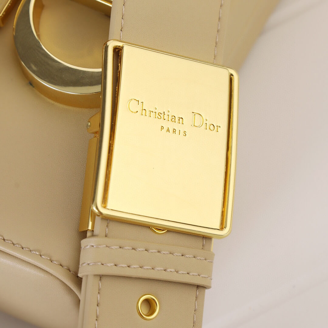 Dior 30 Montaigne Mini Bag