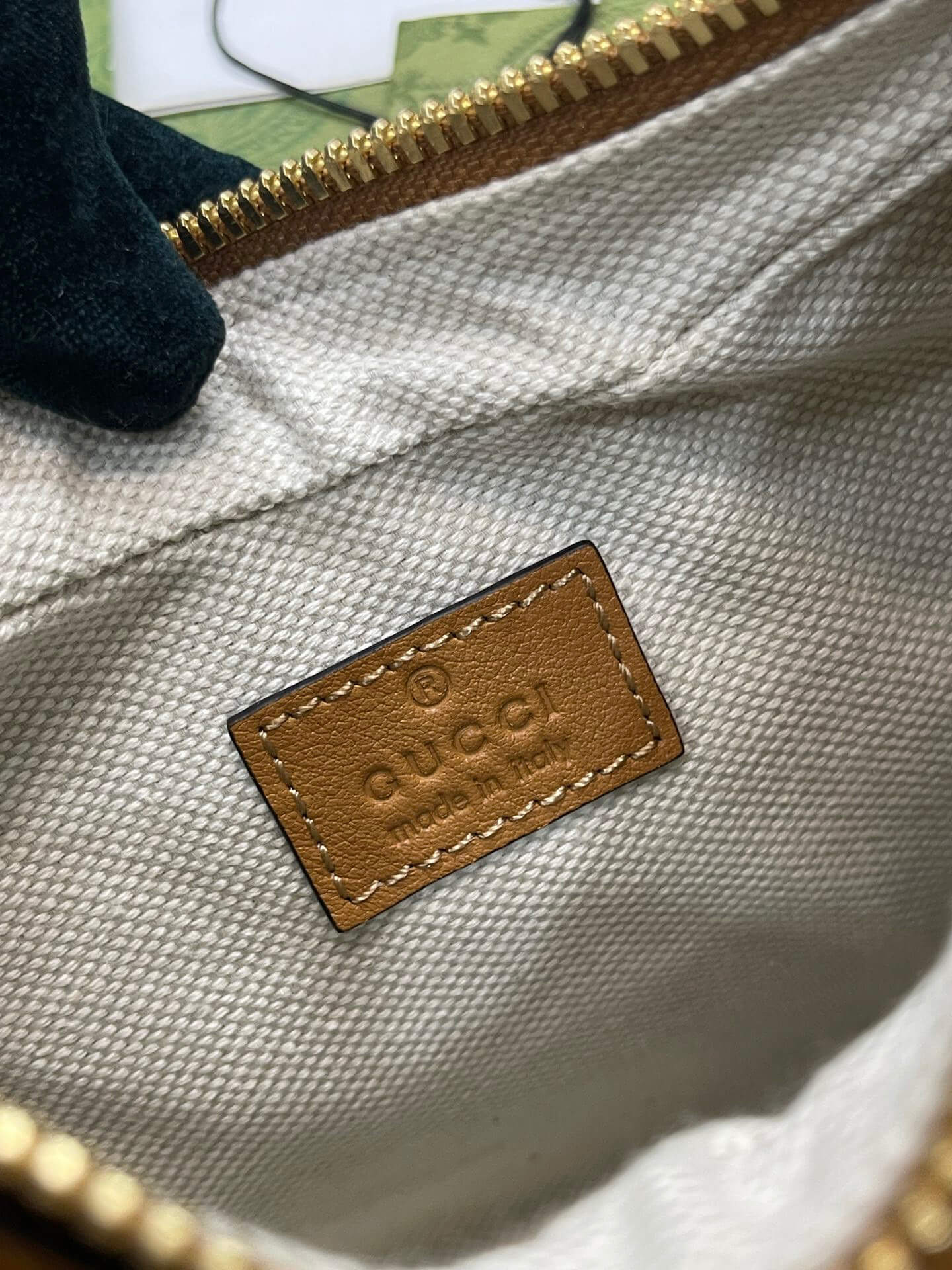 Gucci Women's Attache Medium Shoulder Bag