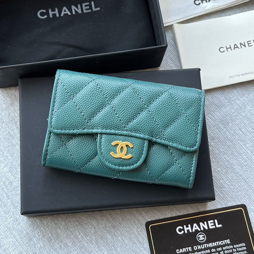 CHANEL Caviar Card Holder Wallet