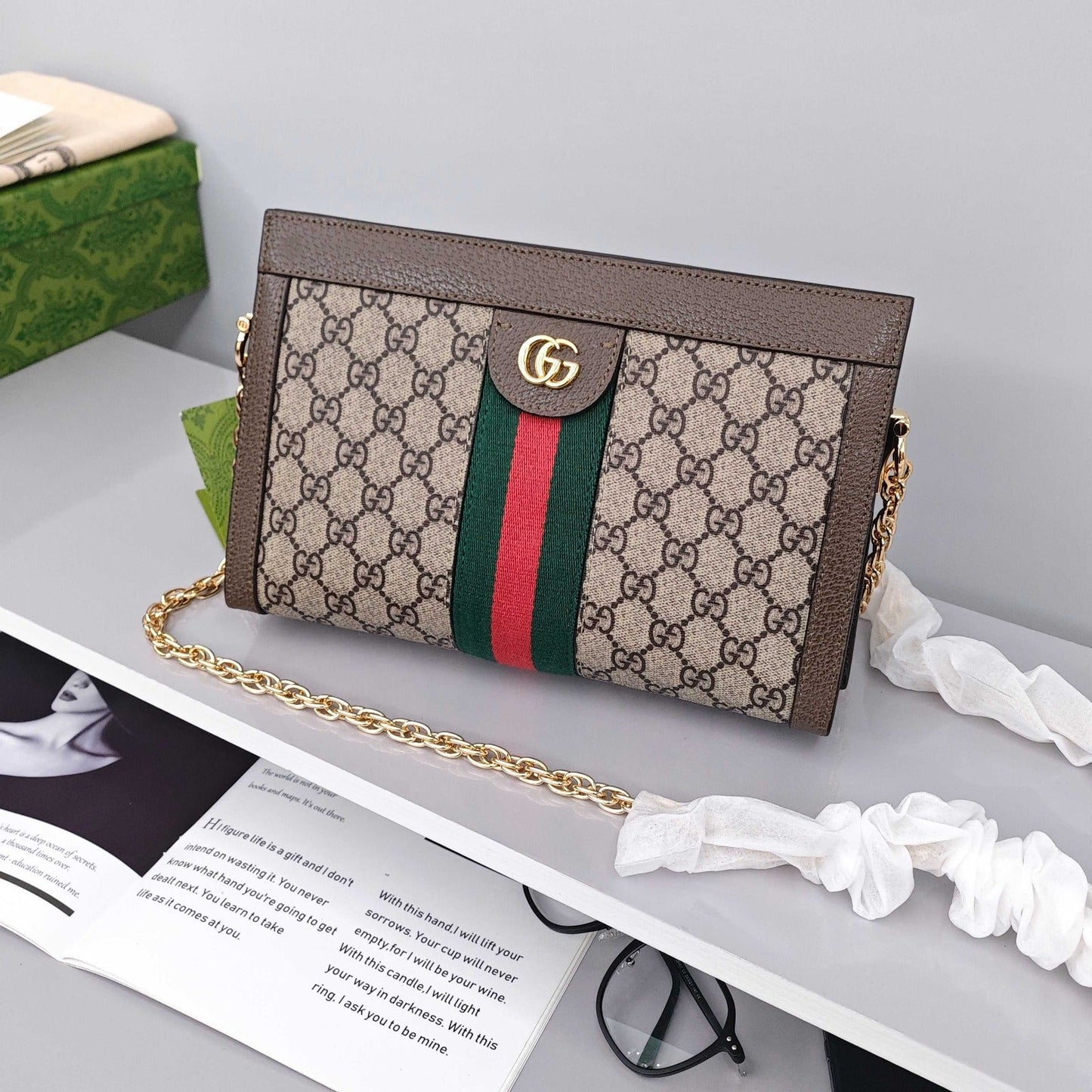 Gucci Ophidia Medium Shoulder Chain Bag