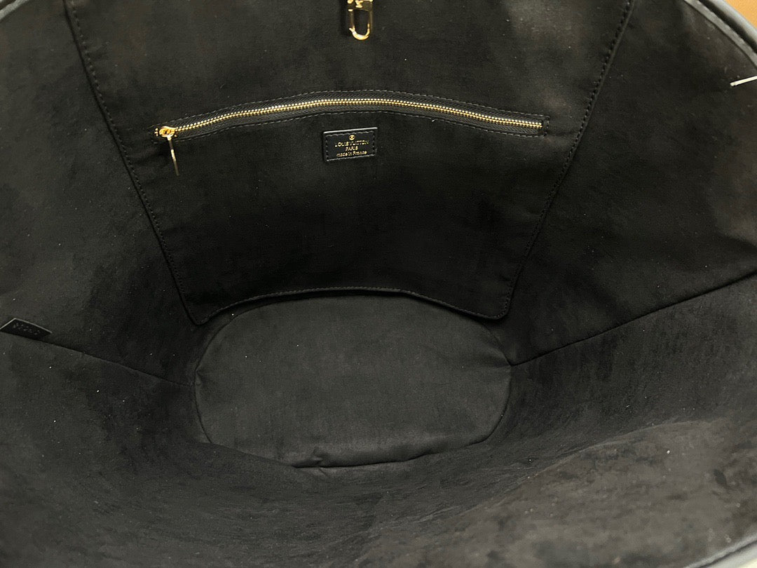 LV Petit Bucket Bag