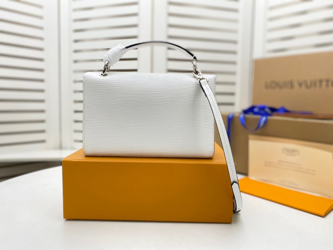 LV Pochette Grenelle Epi Bag