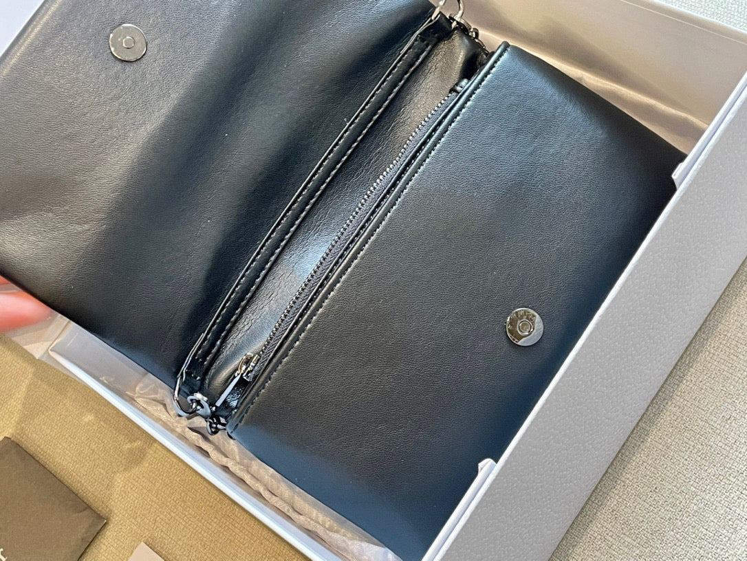 Dior 22S Caro Chain Bag
