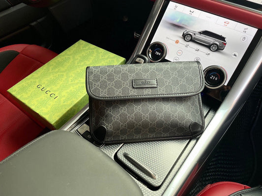 Gucci GG Supreme