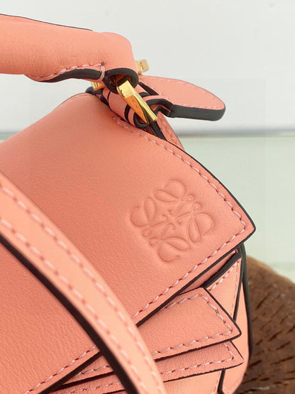 Loewe Puzzle Bag