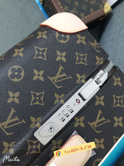 LV Horizon Monogram Luggage