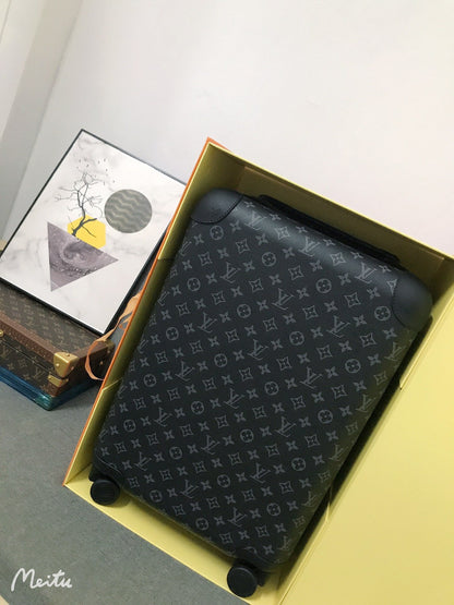 LV Horizon Luggage