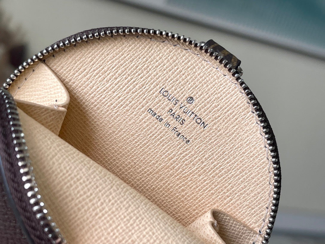 LV Maxi Multi Pochette Bag