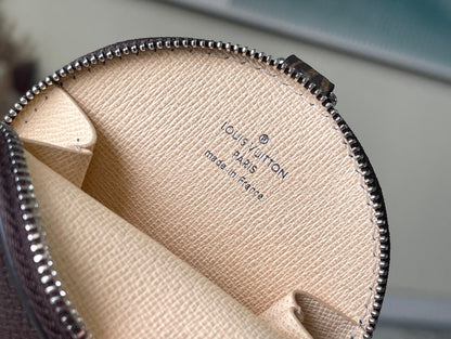 LV Maxi Multi Pochette Bag
