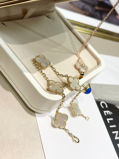 Van Cleef and Arpels Bracelet