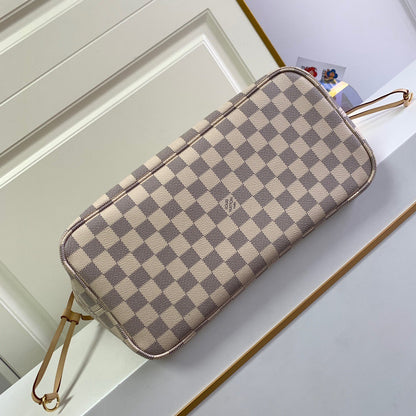 LV Neverfull Damier Azur Bag