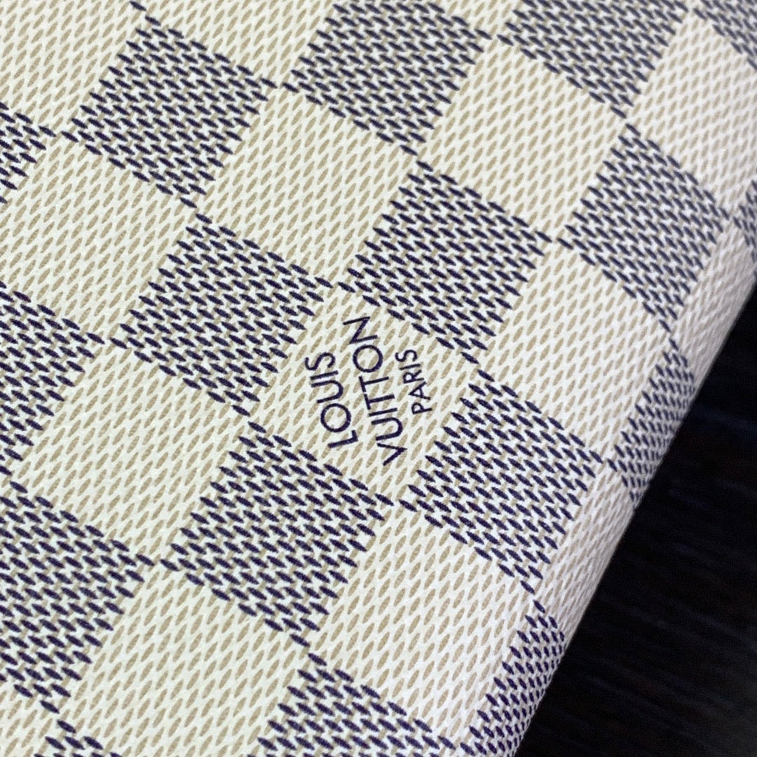 LV Neverfull Damier Azur Bag