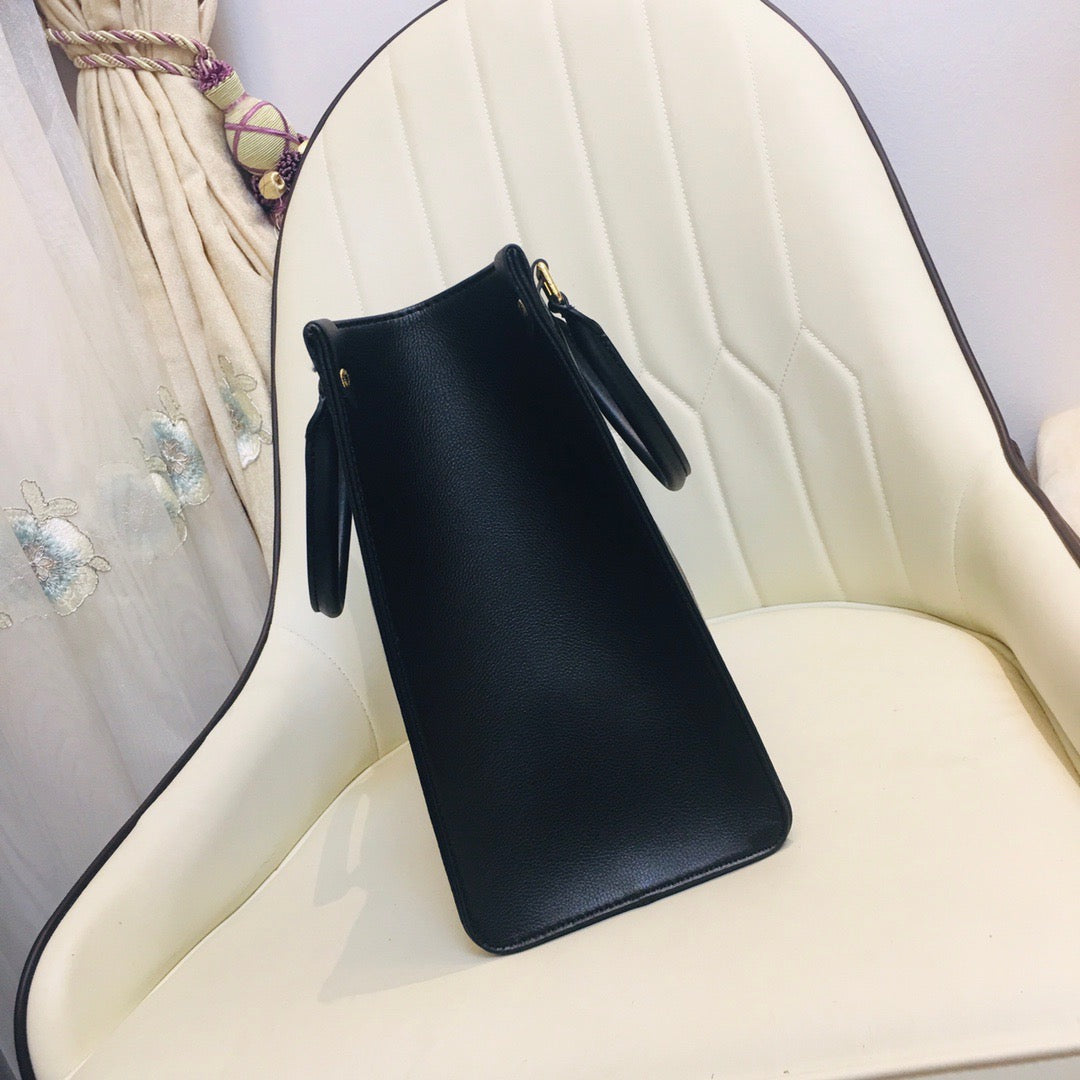 LV ONTHEGO Black Bag