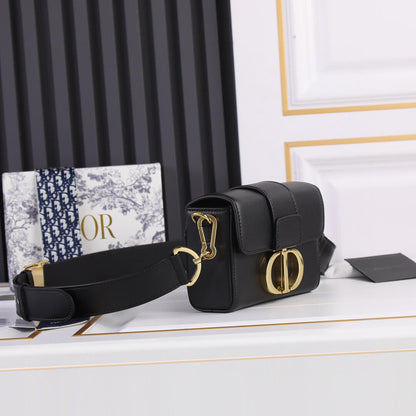 Dior 30 Montaigne Mini Bag