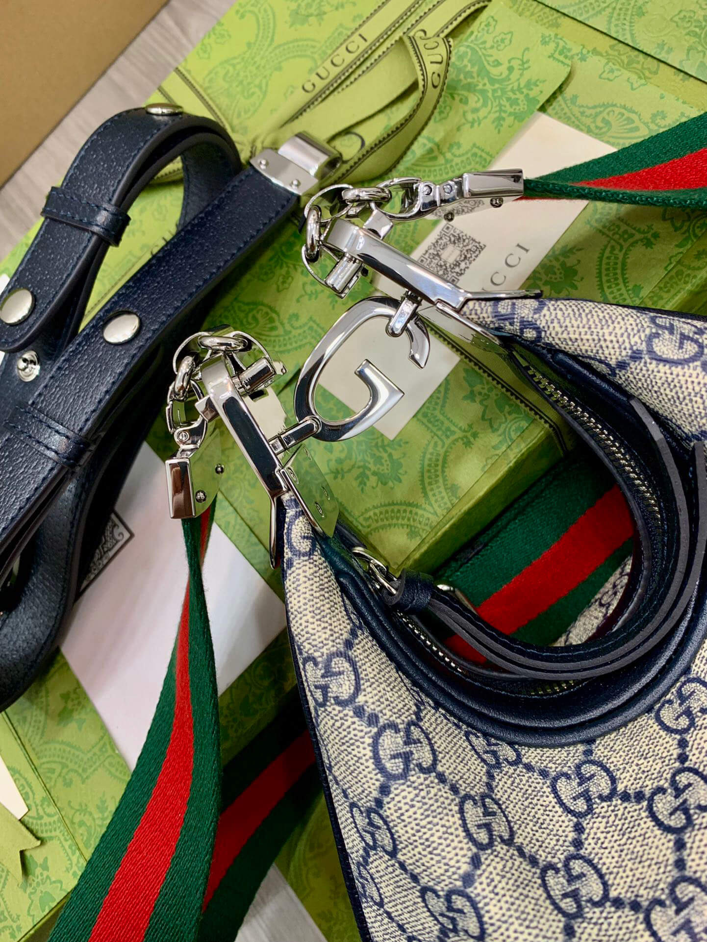 Gucci Women's Attache Medium Shoulder Bag