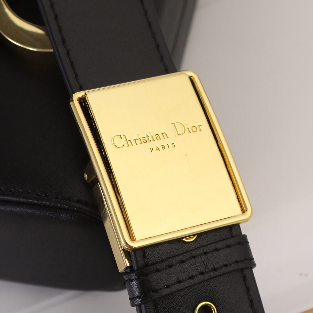 Dior 30 Montaigne Mini Bag