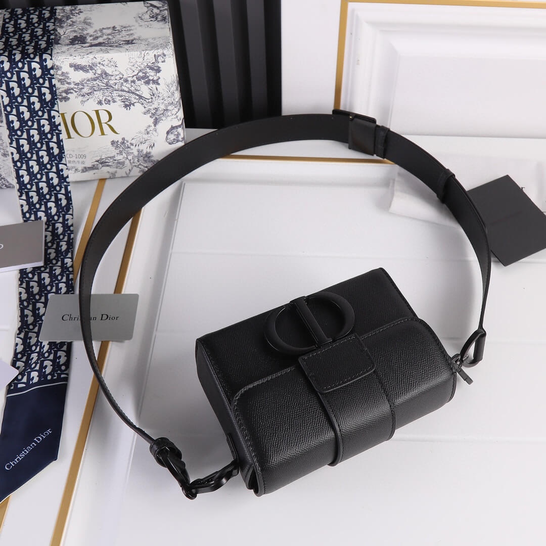 Dior 30 Montaigne Mini Bag