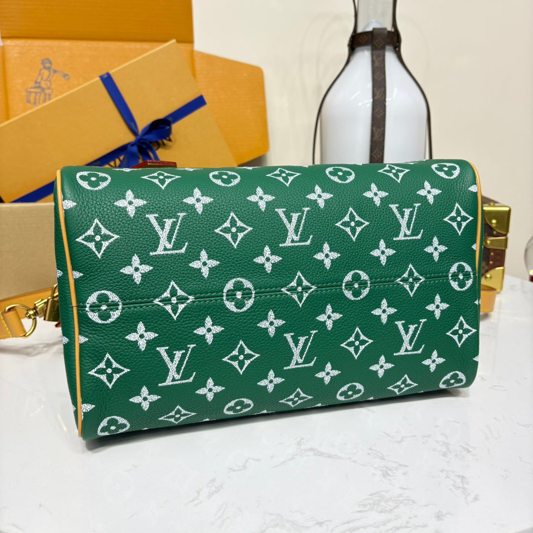 Louis Vuitton Speedy Bandoulière 30 Bag Green